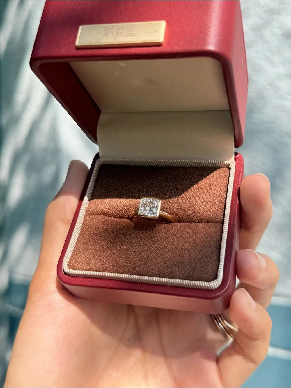 NIB 2.0 Ct Cushion Cut Engagement Lab Diamond Ring Lightbox 18K Gold Size 4.75